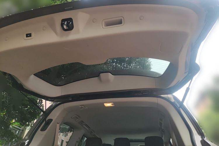 Used Nissan Patrol 2018 4.0L Flagship Model Trunk