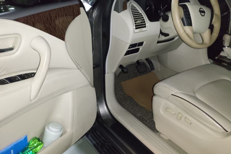 Used Nissan Patrol 2018 4.0L Automatic 7-Seater Middle East Version Driver Seat
