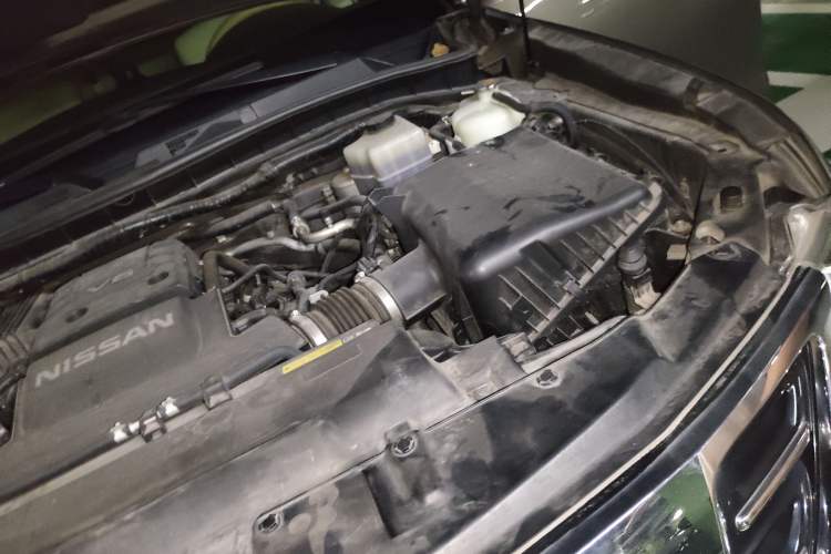 Used Nissan Patrol 2018 4.0L Automatic 7-Seater Middle East Version Engine Bay Left