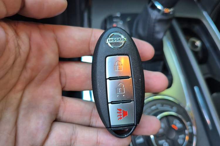Used Nissan Patrol  Vehicle Key