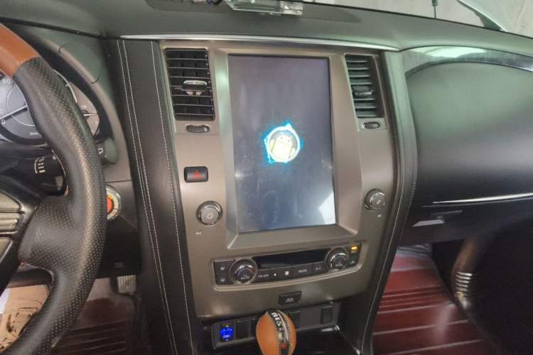 Used Nissan Patrol 2018 4.0L LinkedIn Edition Audio And AC Panel
