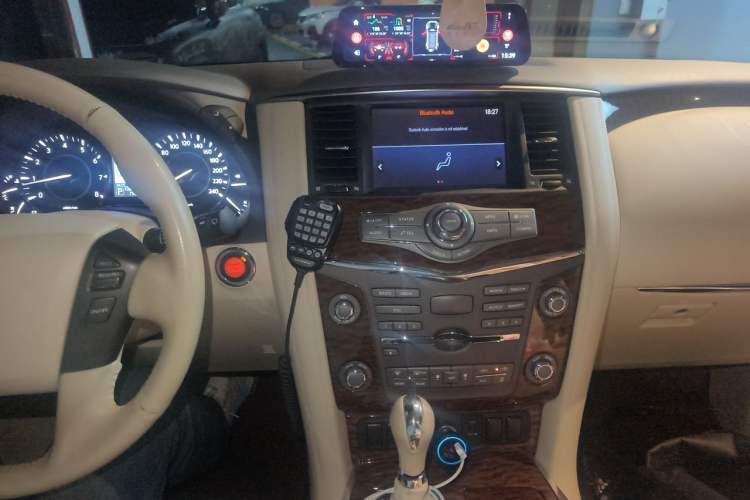 Used Nissan Patrol  Audio And AC Panel