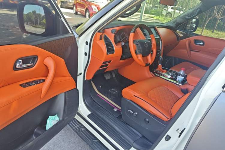Used Nissan Patrol 2018 4.0L Automatic 7-Seater Middle East Version Driver Seat