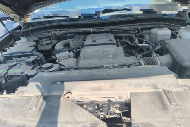 Used Nissan Patrol 2018 4.0L LinkedIn Edition Engine Bay