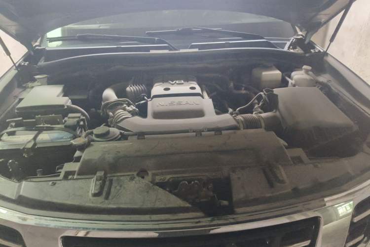 Used Nissan Patrol 2018 4.0L LinkedIn Edition Engine Bay