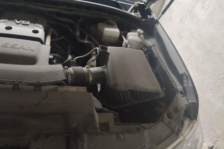 Used Nissan Patrol 2018 4.0L LinkedIn Edition Engine Bay Left