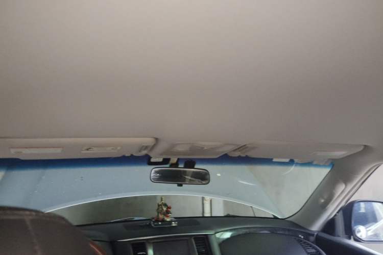 Used Nissan Patrol 2018 4.0L LinkedIn Edition Headliner