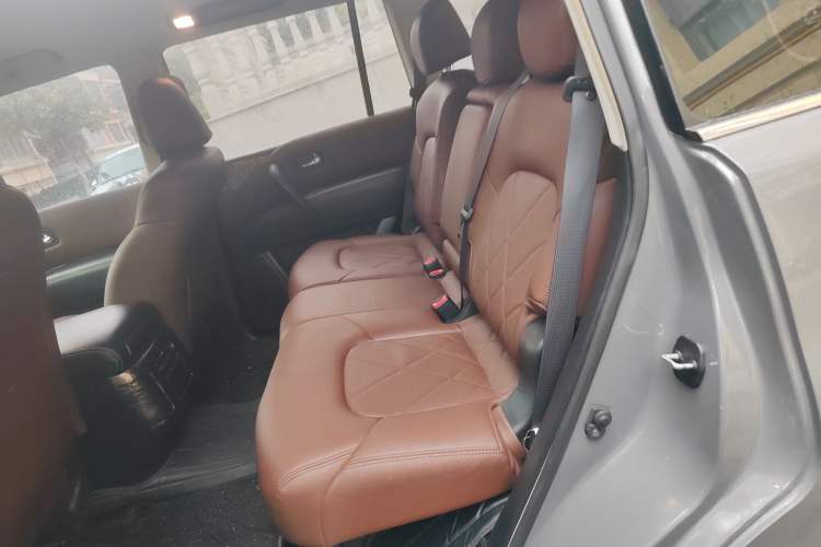 Used Nissan Patrol 2018 4.0L LinkedIn Edition Left Rear Seat