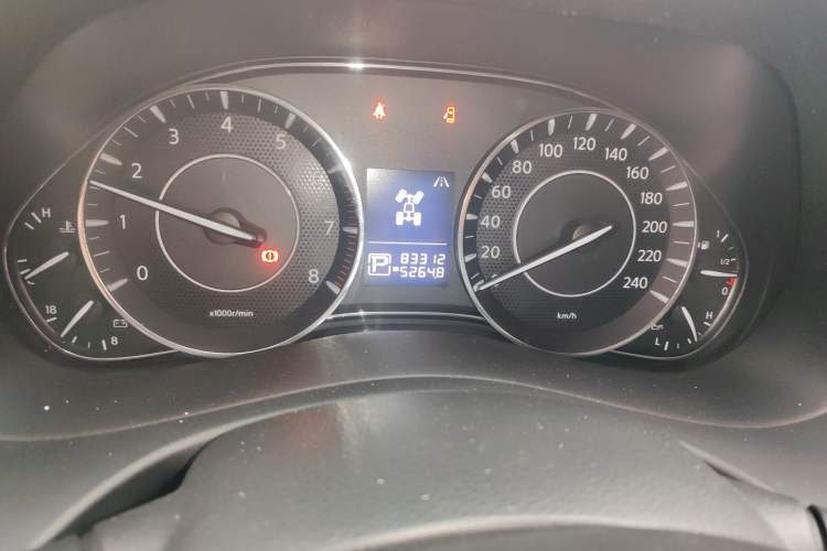Used Nissan Patrol 2018 4.0L LinkedIn Edition Odometer Close Up