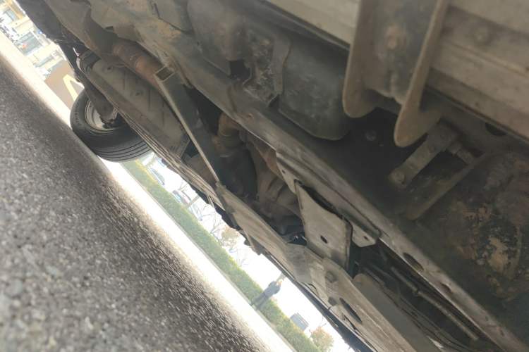 Used Nissan Patrol 2018 Y62 5.6 LE-T2 Middle East Chassis Front Right
