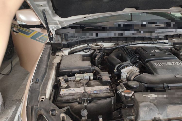 Used Nissan Patrol 2018 4.0L Automatic 7-Seater Middle East Version Engine Bay Right