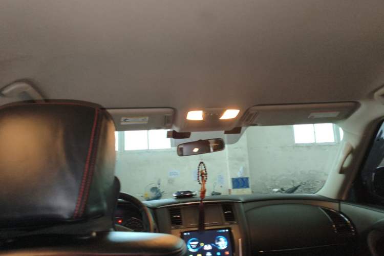 Used Nissan Patrol 2018 4.0L Automatic 7-Seater Middle East Version Headliner
