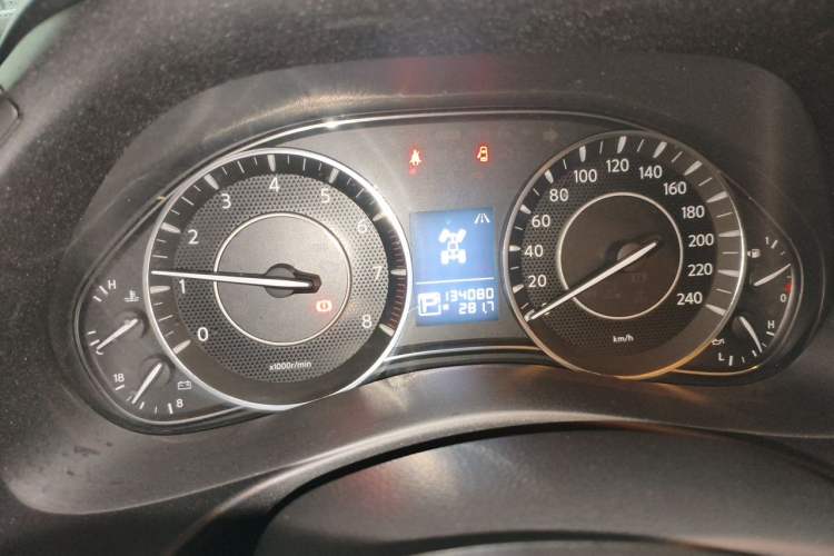 Used Nissan Patrol 2018 4.0L Automatic 7-Seater Middle East Version Instrument Cluster