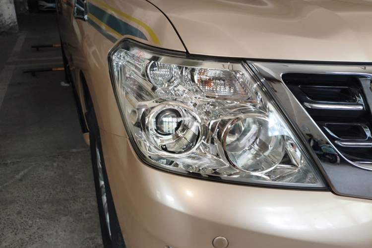 Used Nissan Patrol 2018 4.0L Automatic 7-Seater Middle East Version Right Front Headlight
