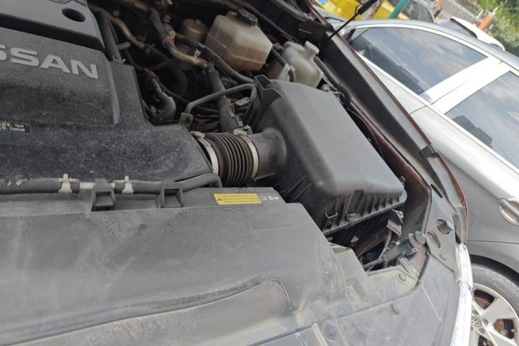 Used Nissan Patrol 2018 4.0L Automatic 7-Seater Middle East Version Engine Bay Left