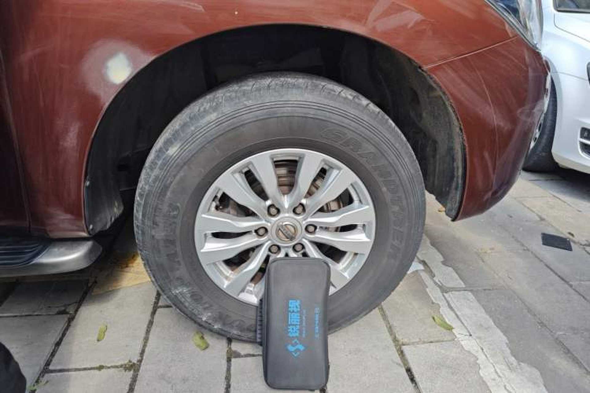 Used Nissan Patrol 2018 4.0L Automatic 7-Seater Middle East Version Right Front Wheel Hub