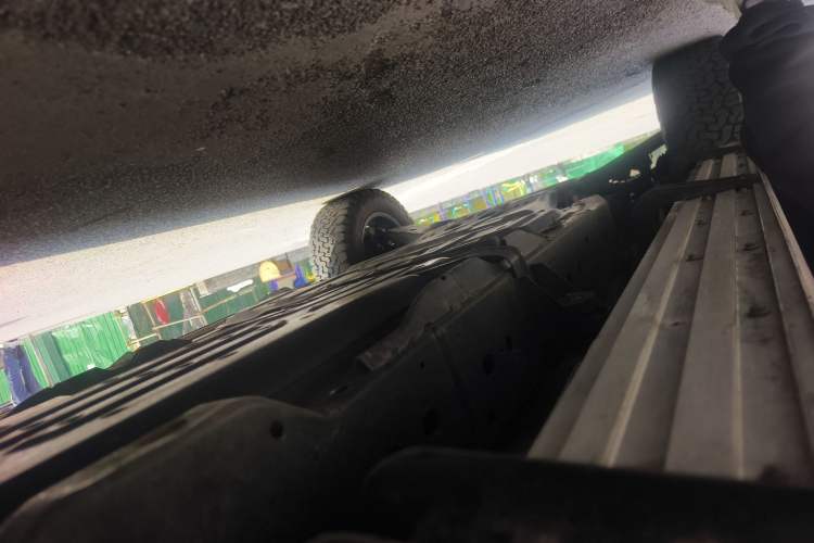 Used Nissan Patrol 2018 4.0L LinkedIn Edition Chassis Rear Left