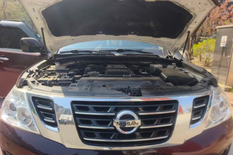 Used Nissan Patrol 2018 4.0L LinkedIn Edition Engine Bay