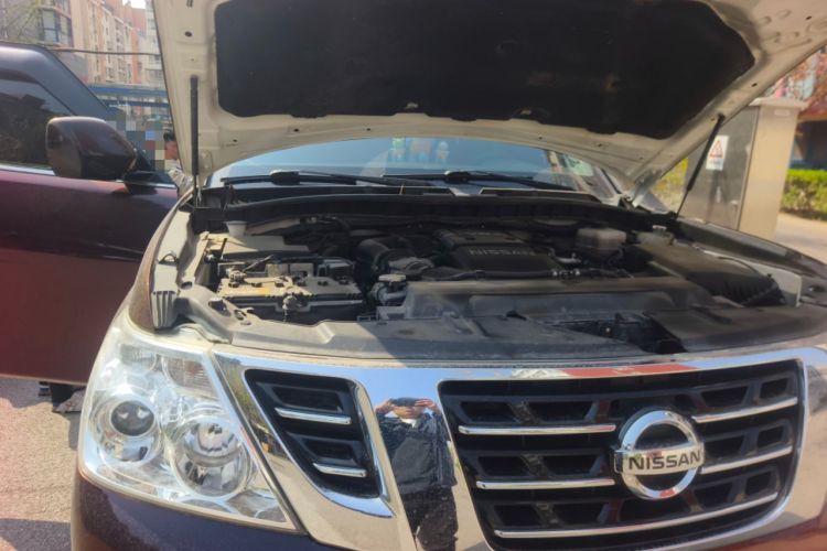 Used Nissan Patrol 2018 4.0L LinkedIn Edition Engine Bay Right