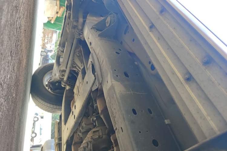 Used Nissan Patrol 2018 4.0L LinkedIn Edition Chassis Front Left