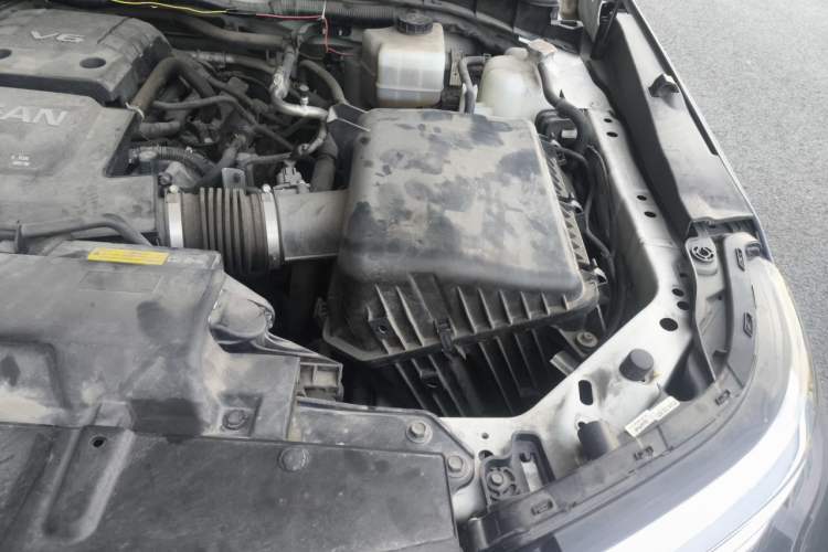 Used Nissan Patrol  Engine Bay Left