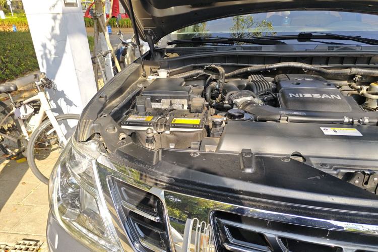Used Nissan Patrol 2018 4.0L Automatic 7-Seater Middle East Version Engine Bay Right