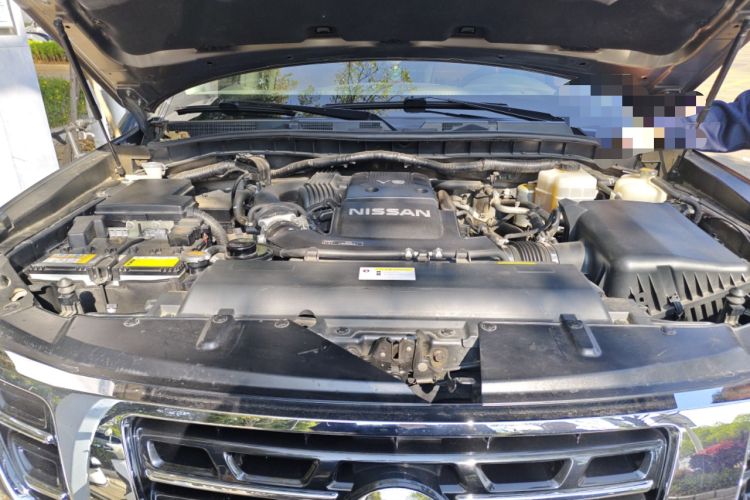 Used Nissan Patrol 2018 4.0L Automatic 7-Seater Middle East Version Engine Bay
