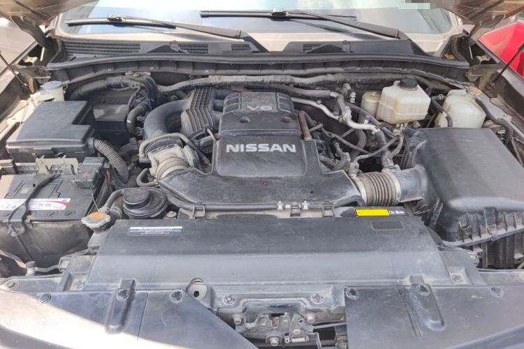 Used Nissan Patrol 2018 4.0L LinkedIn Edition Engine Bay