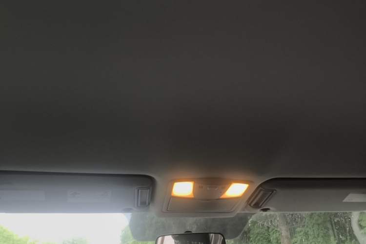Used Nissan Patrol  Headliner