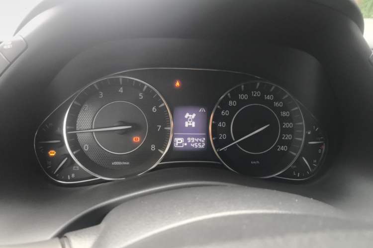 Used Nissan Patrol  Instrument Cluster