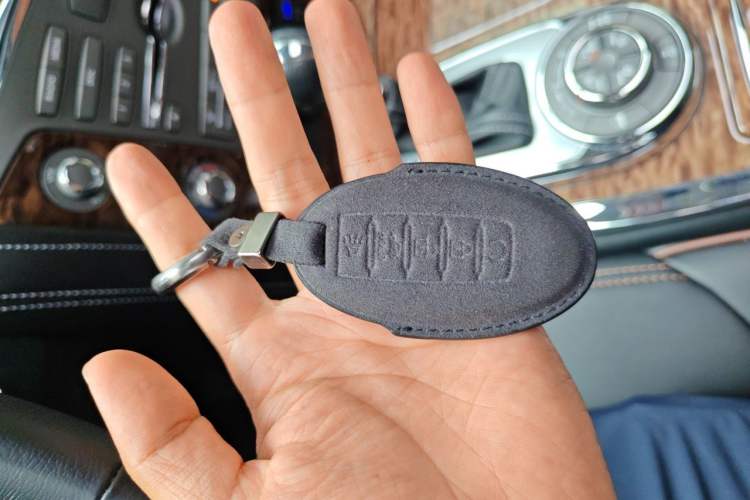 Used Nissan Patrol 2018 4.0L SE Middle East Version Vehicle Key