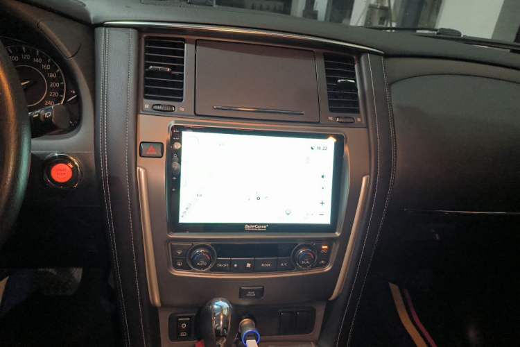 Used Nissan Patrol 2018 Y62 4.0 XE Middle East Audio And AC Panel