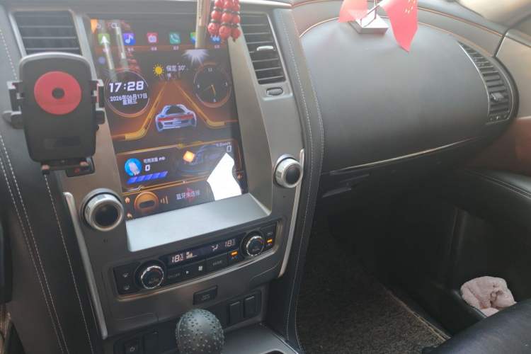 Used Nissan Patrol 2018 4.0L LinkedIn Edition Audio And AC Panel