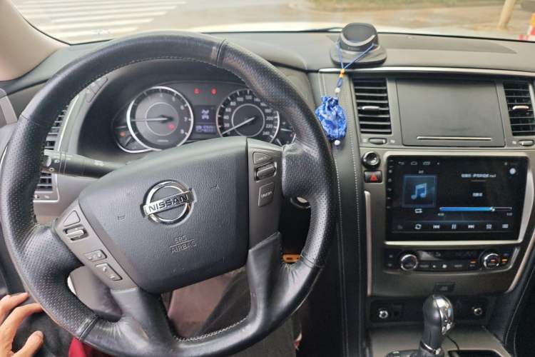 Used Nissan Patrol 2018 4.0L LinkedIn Edition Audio And AC Panel