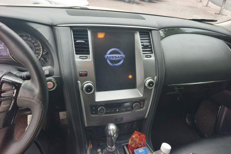 Used Nissan Patrol  Audio And AC Panel