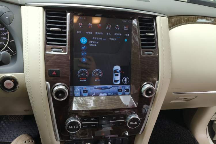 Used Nissan Patrol  Audio And AC Panel