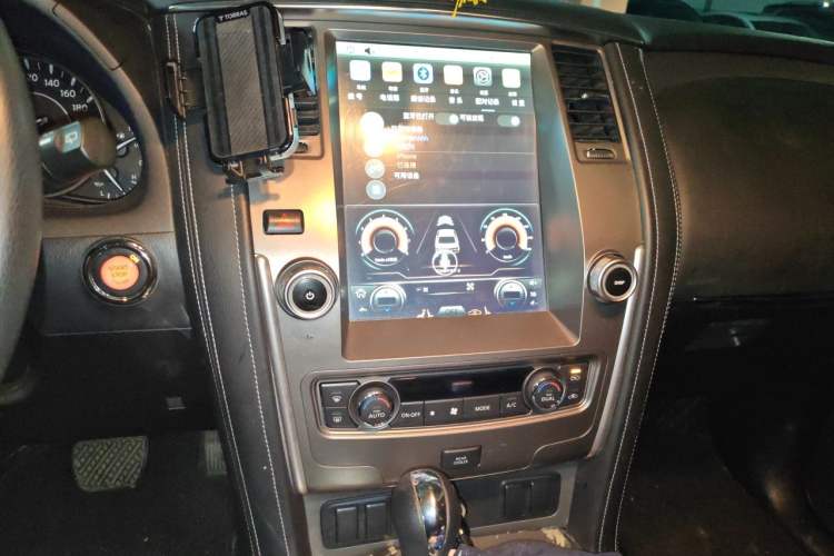 Used Nissan Patrol 2018 4.0L Automatic 7-Seater Middle East Version Audio And AC Panel