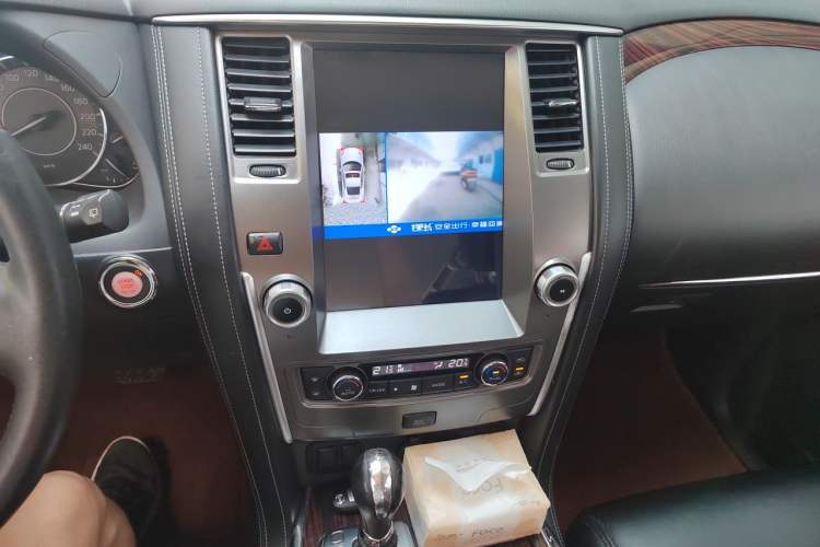 Used Nissan Patrol  Audio And AC Panel