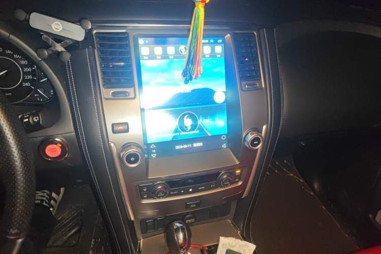 Used Nissan Patrol 2018 4.0L LinkedIn Edition Audio And AC Panel
