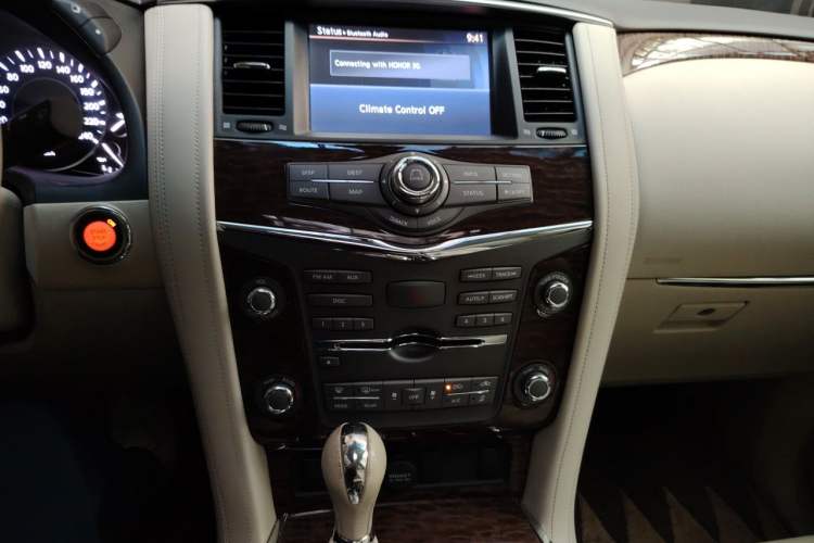 Used Nissan Patrol  Audio And AC Panel
