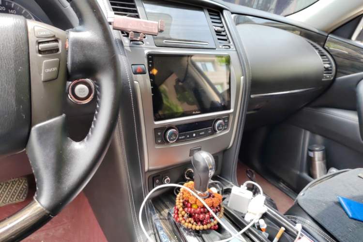 Used Nissan Patrol 2018 4.0L LinkedIn Edition Audio And AC Panel