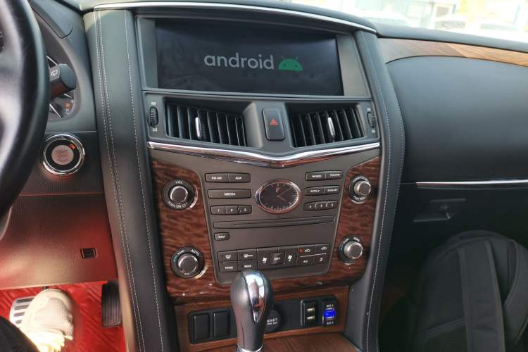 Used Nissan Patrol 2018 4.0L Automatic 7-Seater Middle East Version Audio And AC Panel