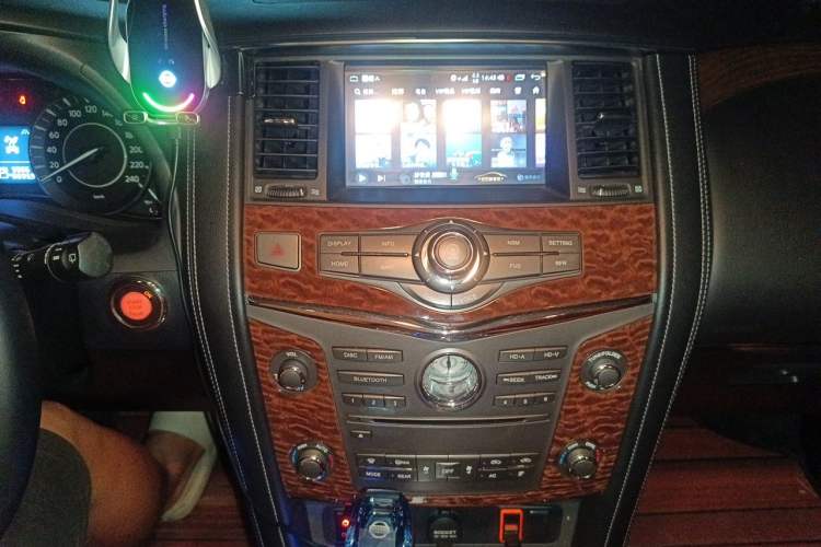 Used Nissan Patrol  Audio And AC Panel