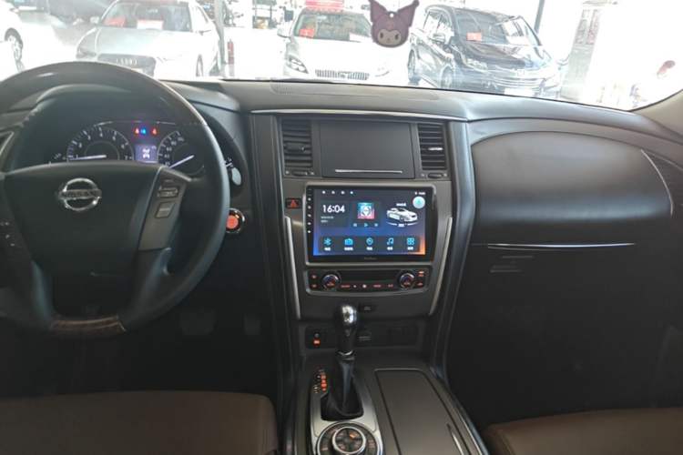 Used Nissan Patrol 2018 4.0L LinkedIn Edition Audio And AC Panel