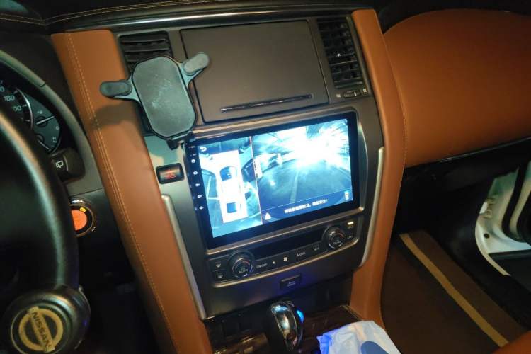 Used Nissan Patrol  Audio And AC Panel