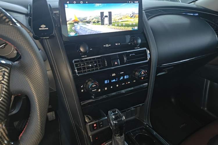Used Nissan Patrol 2018 4.0L Automatic 7-Seater Middle East Version Audio And AC Panel