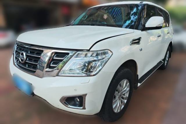 Used Nissan Patrol Nissan Patrol 5.6L, UAE parallel import, with sunroof