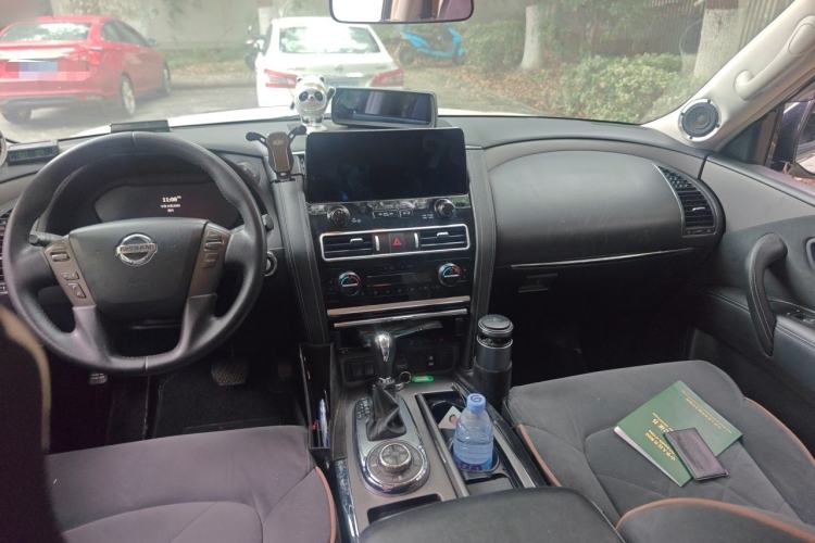Used Nissan Patrol  Center Console