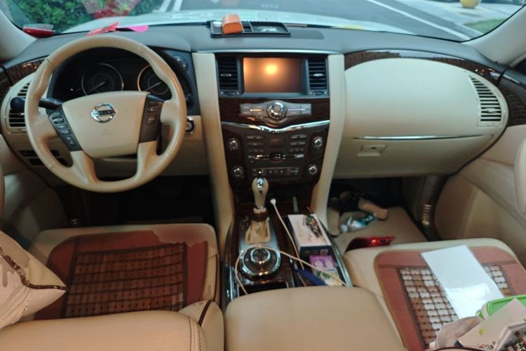 Used Nissan Patrol 2018 4.0L Flagship Version Center Console