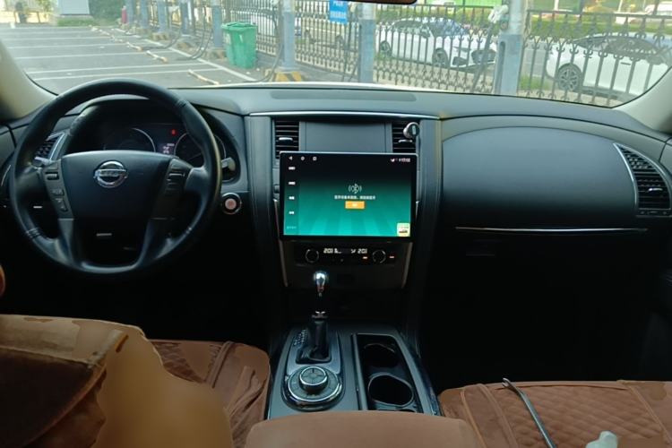 Used Nissan Patrol 2018 4.0L Automatic 7-Seater Middle East Version Center Console